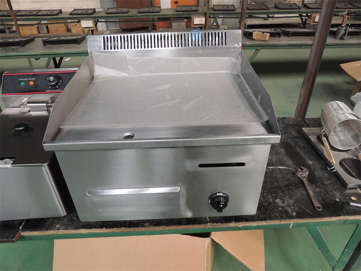 Commercial Griddle View 2