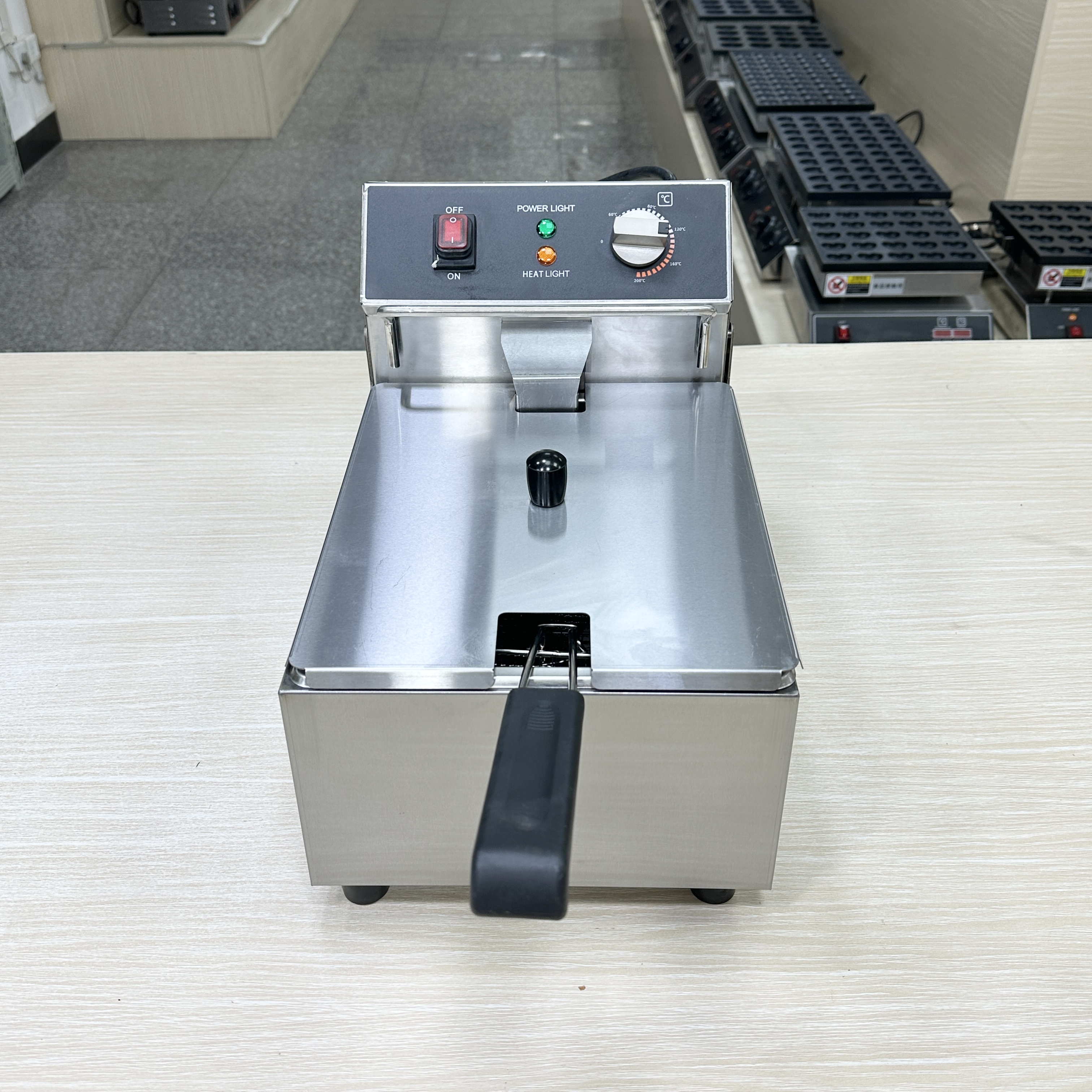 Commercial Use Fryer Kfc Chips Restaurant Hotel Industrial Electric Deep Fryer with CE