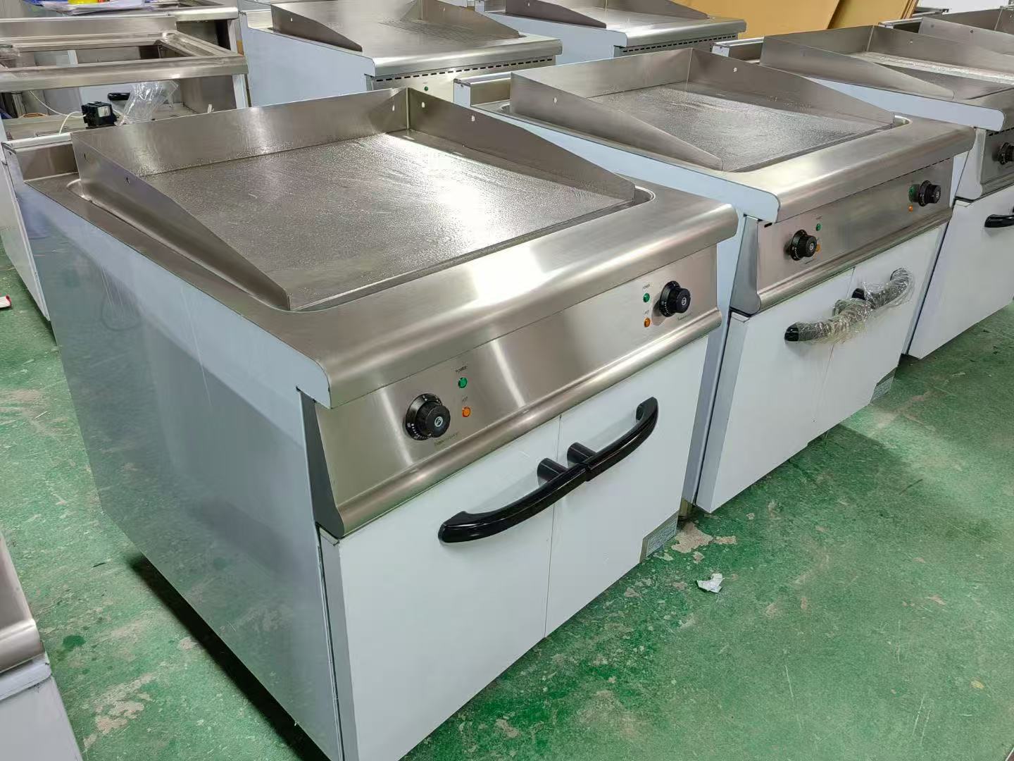 Commercial Hotel Restaurant Kitchen Free Standing 1200mm Length Stainless Steel 3/4 Burner Electric &amp; Gas Hot Plate Griddle