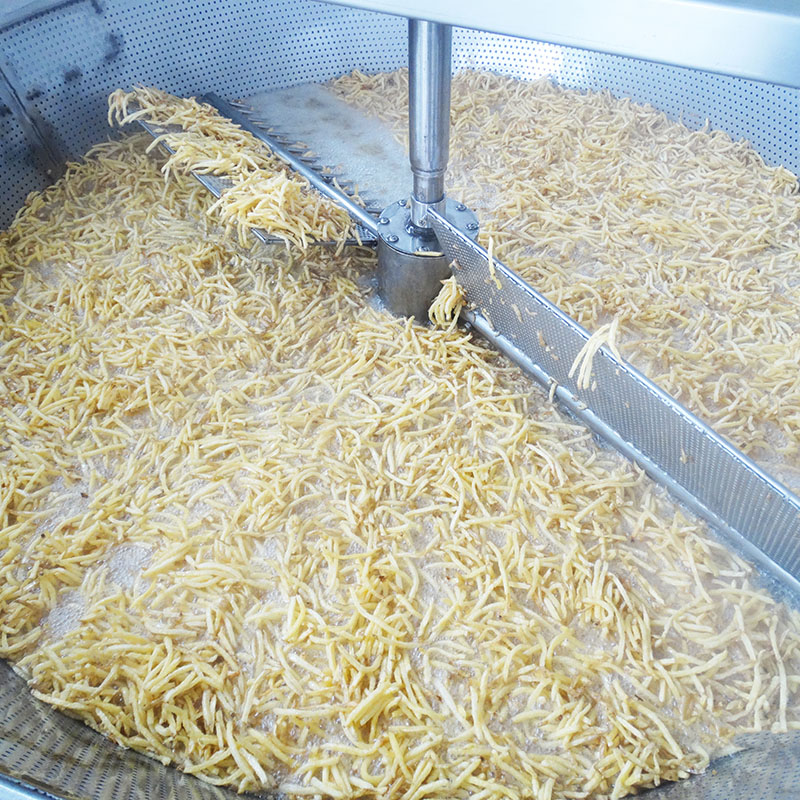 Industrial Electric Semi-Automatic Banana Chip Snack Food Frying Machine Batch Deep Fryer for Large Scale Production