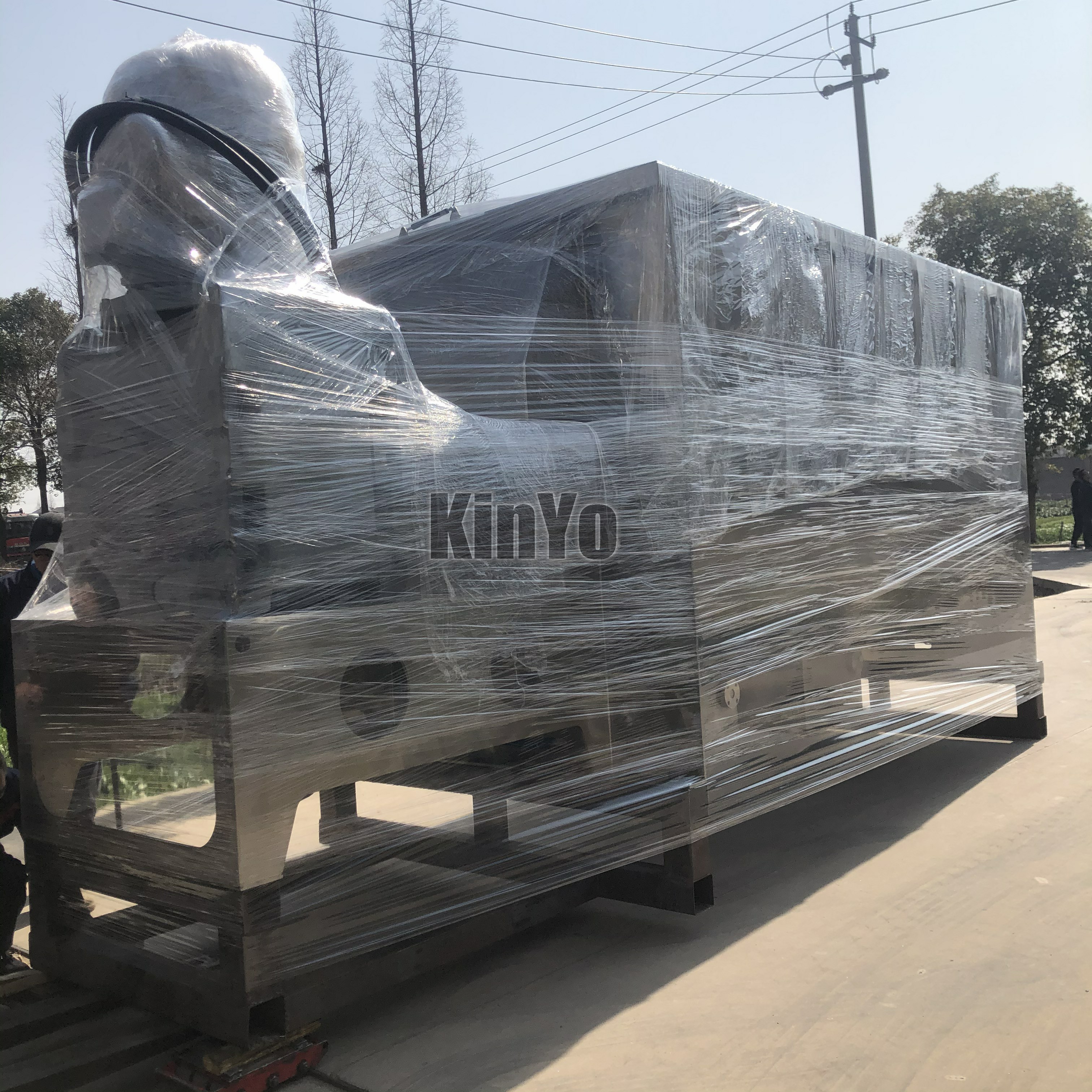 Secured shipment loading