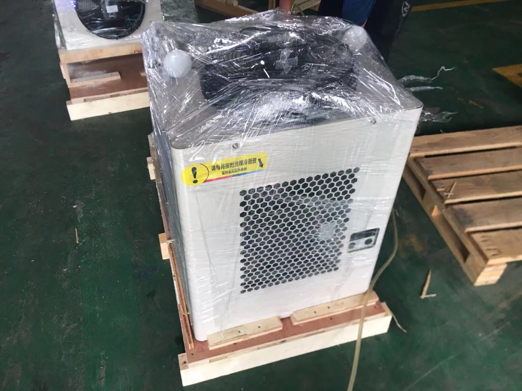 Cold Room Storage Condensing Unit with Screw Compressor for Fruit Blast Freezer