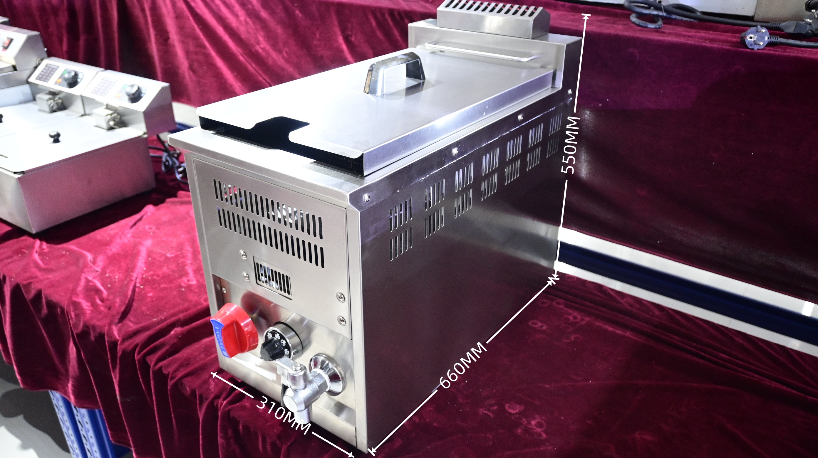 OUTE 16L Countertop Durable Gas Deep Fryer Commercial Stainless Steel Fryer Machine Single Basket for Snack Shop Cafe Kitchen