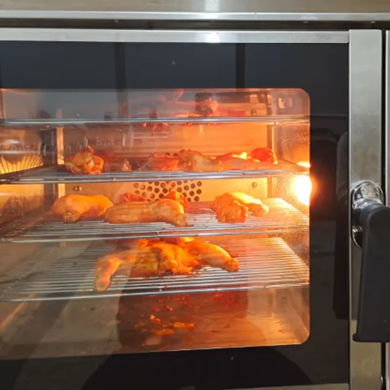 4 Tray Countertop 4.5KW 220V Electric Convection Oven Mini Multi-Function New Condition Bread Bakery Equipment 2022 Model