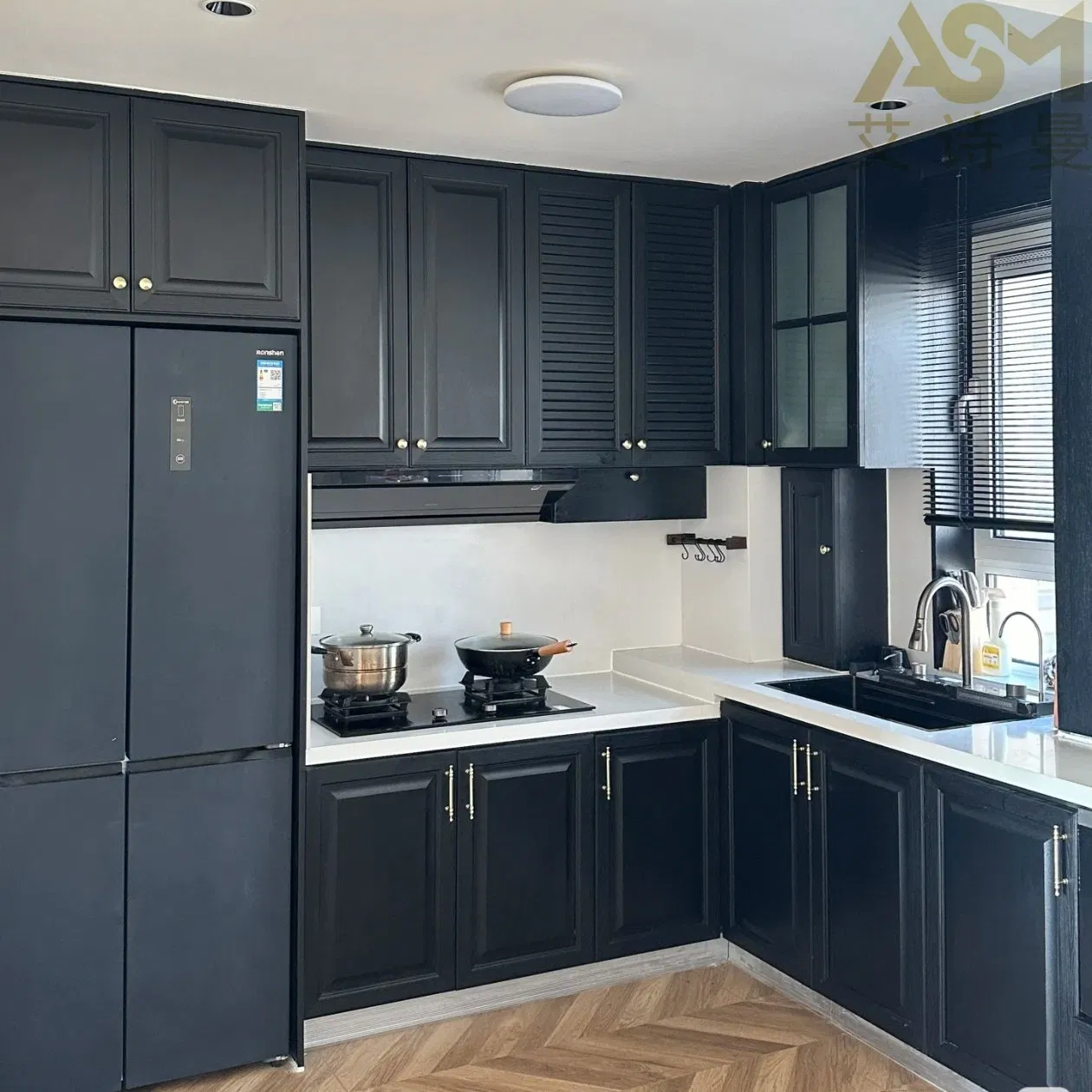 Top-Selling Dust-Proof Strong Structure Cabinet for Knives Storage