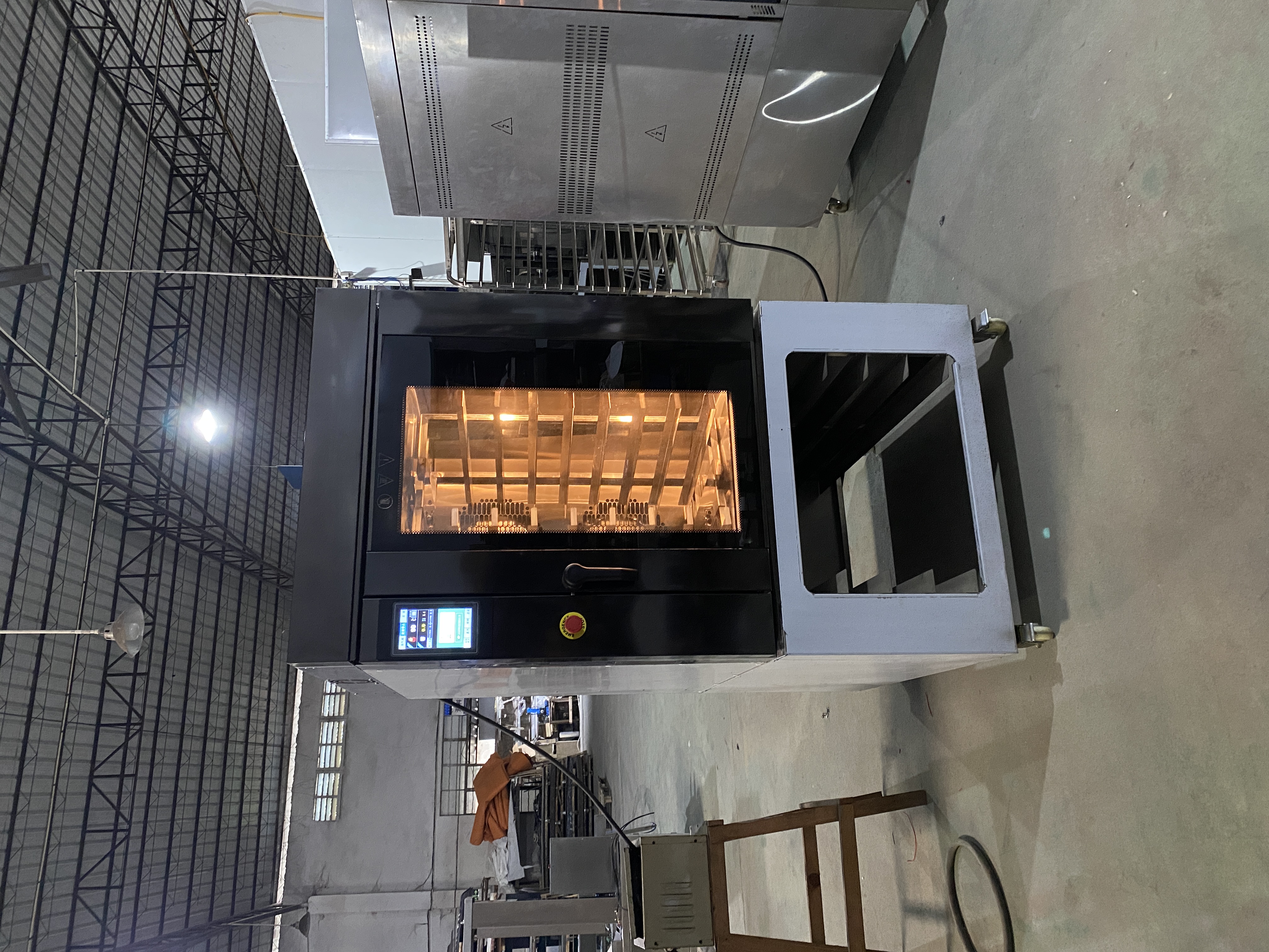 Industrial 8-Tray Convection Hot Air Toaster Bake Oven New Condition Digital Deck Oven for Countertop Bakery Use Oven Electric
