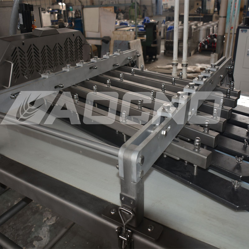 Industrial Stainless Steel Bread Processing Dough Divider Rounder Toast Baguette Rusk Bakery Equipment