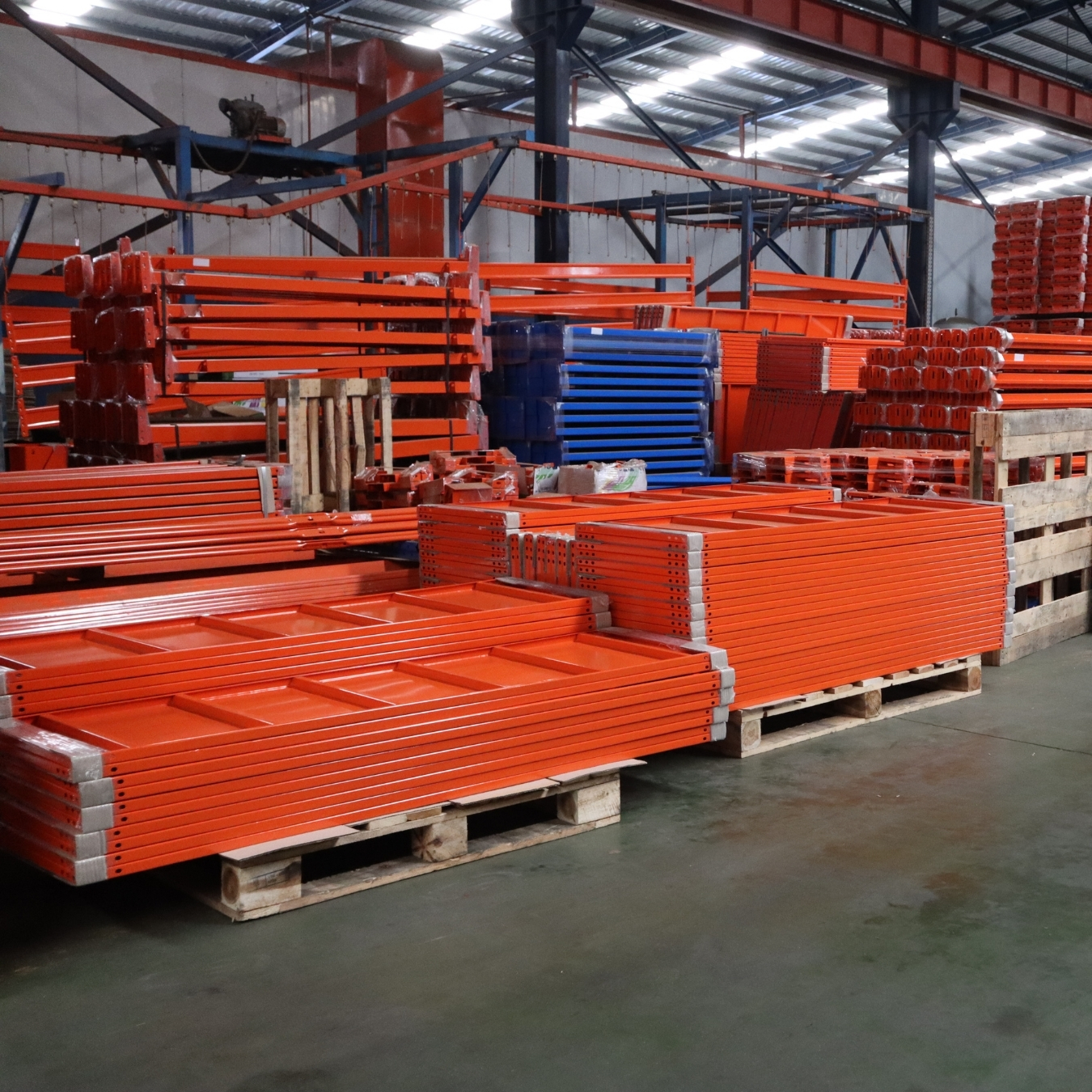 High Efficiency Radio Shuttle Racking System with Rail Guided Shuttle for Smart and Automated Warehouse Storage Operations