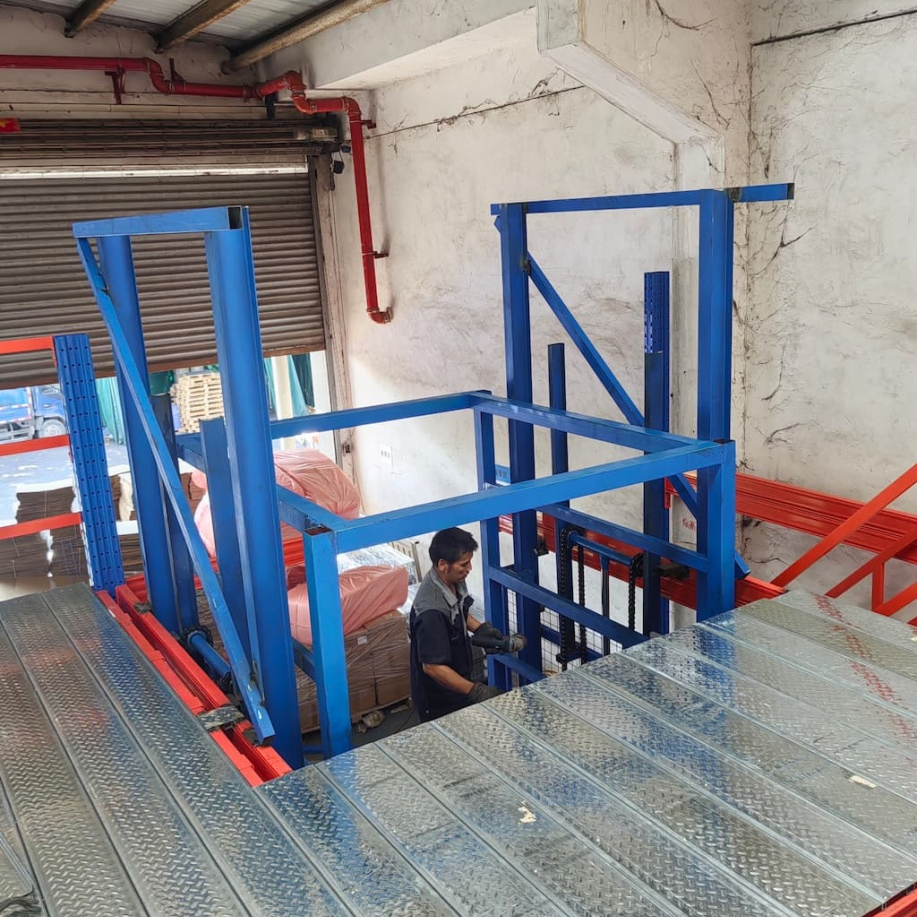 New Product Adjustable High Quality Warehouse Hoist Lift Attic Mezzanine Rack Mezzanine Floor for Multi-Tier Rack Supported
