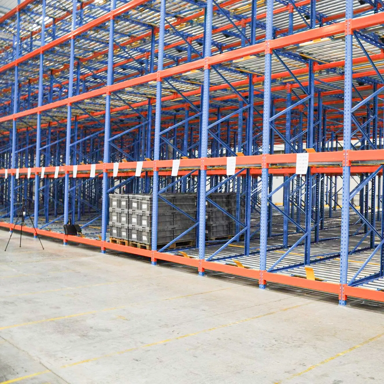 High Density Warehouse Pallet Flow Rack Gravity Rack Storage Racking System