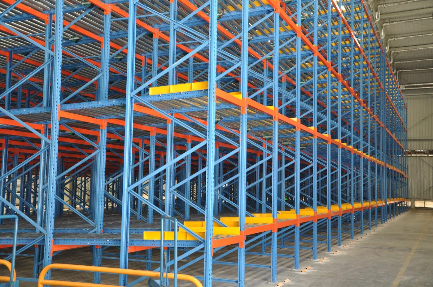Heavy Duty Gravity Flow Racking, Gravity Flow Pallet Rack System, Gravity Pallet Flow Racking