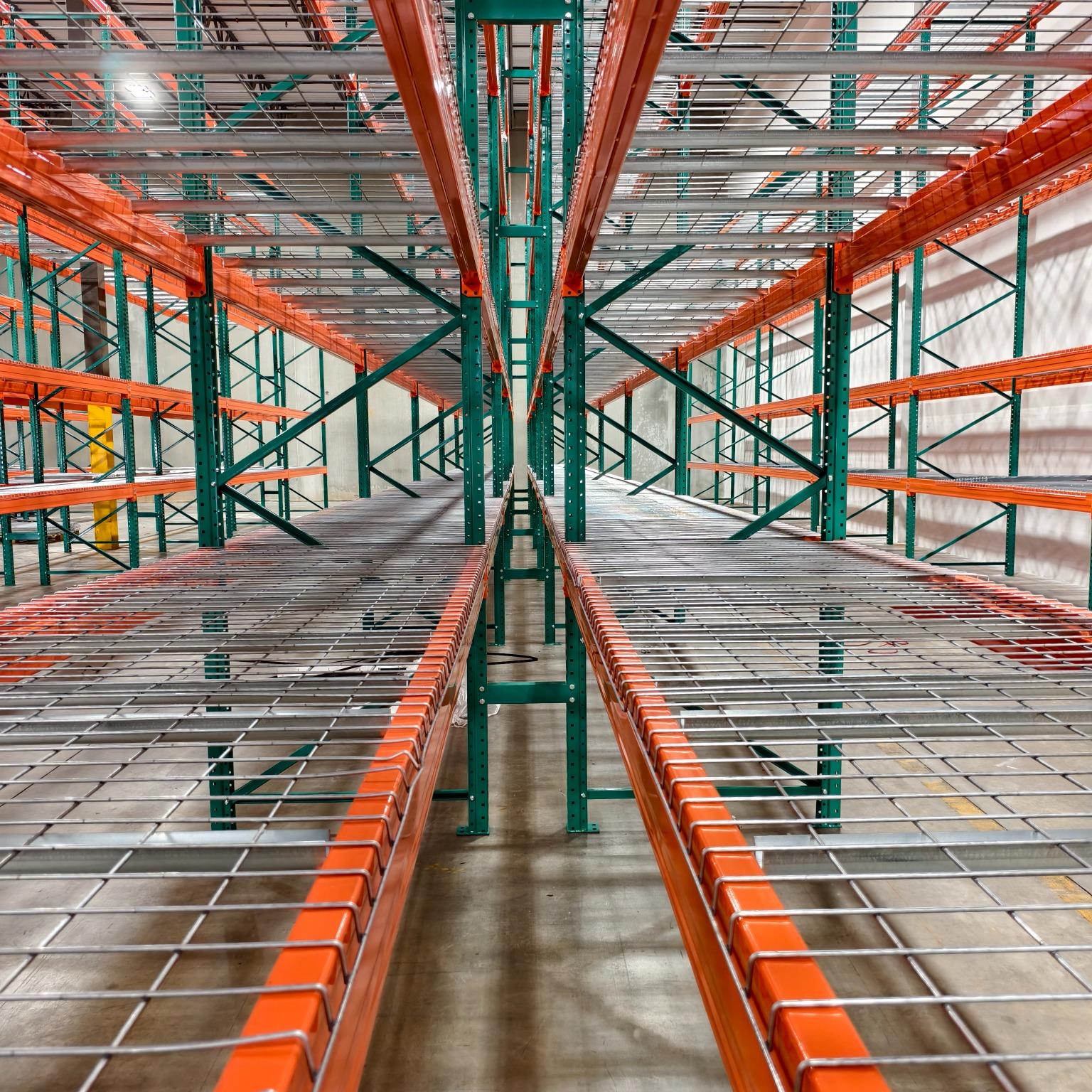 Best Offer for American Standard Teardrop Pallet Racking From BHD Vietnam Customized Size Color and Height Perfect for Forklift
