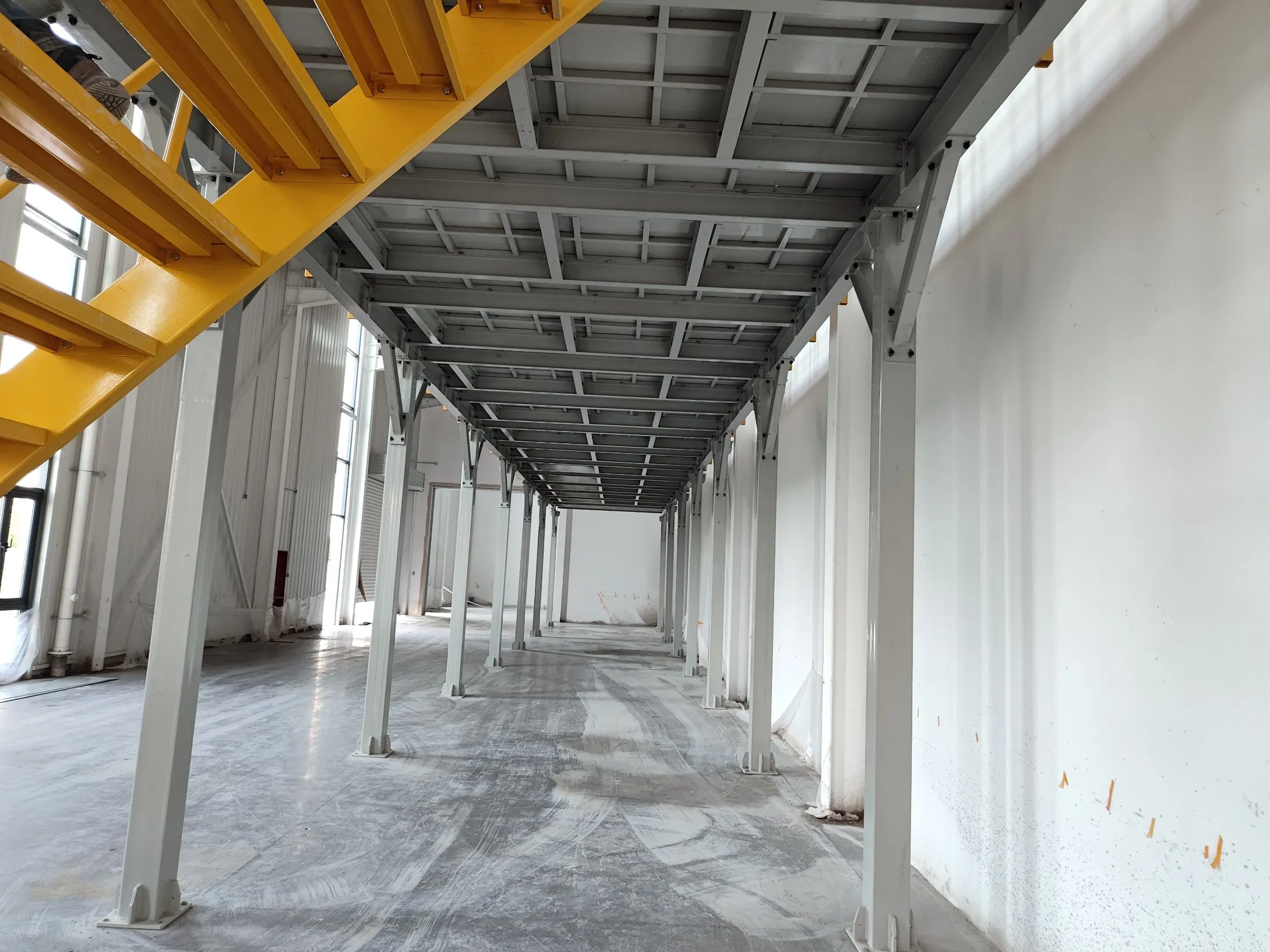 Durable Warehouse Mezzanine Floor Racks for Optimized Storage Capacity