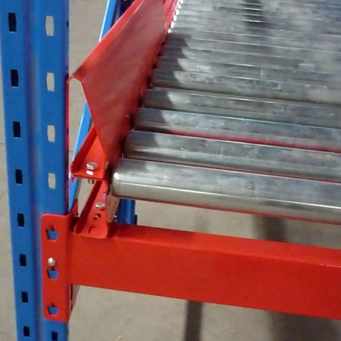 Custom Nova Heavy Duty Adjustable Gravity Flow Warehouse Pallet Rack