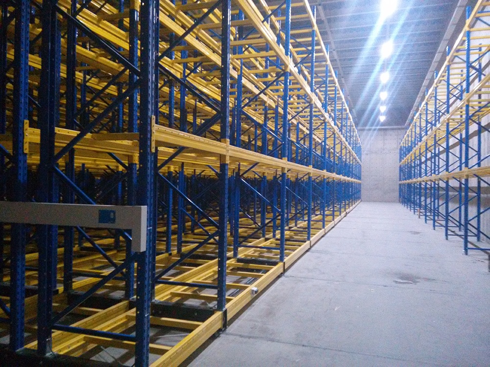 Electric Mobile Racking Layout 1