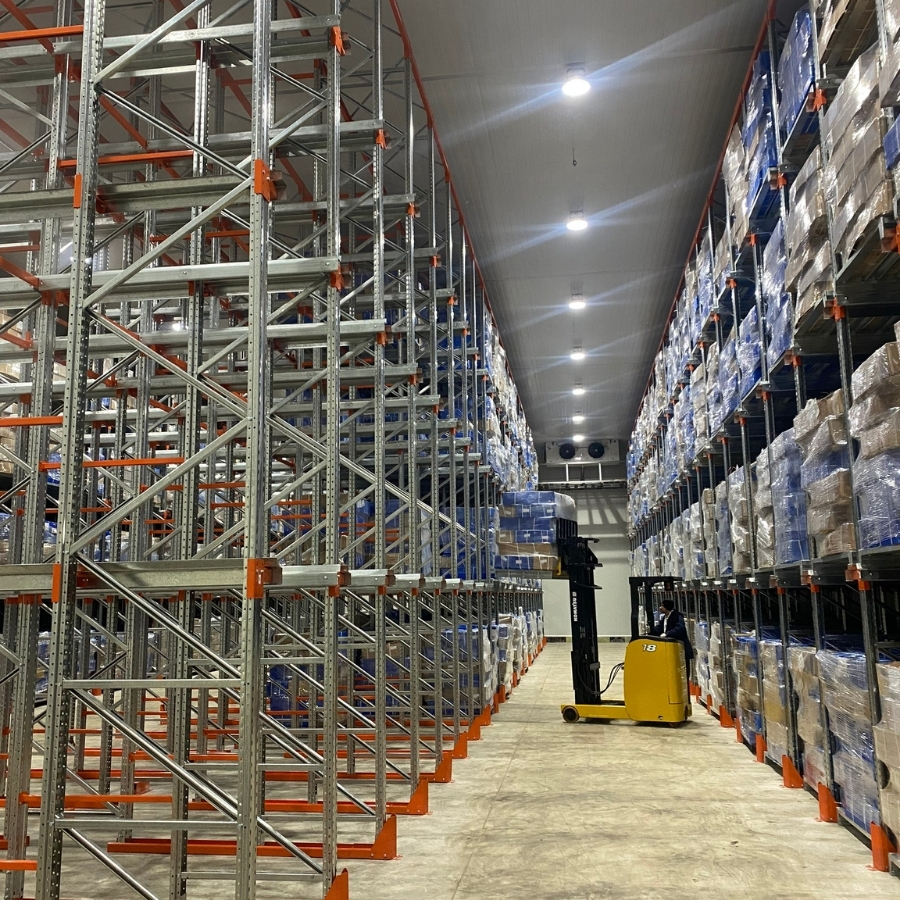 Smart Radio Shuttle Racking System With Automated Pallet Movement High Density Storage Design Reducing Labor Costs