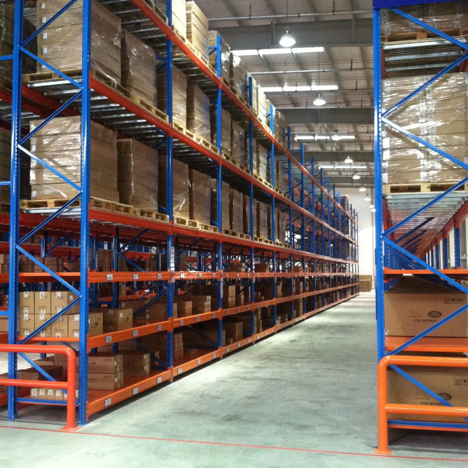 EBILTECH Heavy Duty Shelves Industrial Steel Rack Warehouse Pallet Racking For Medium Weight