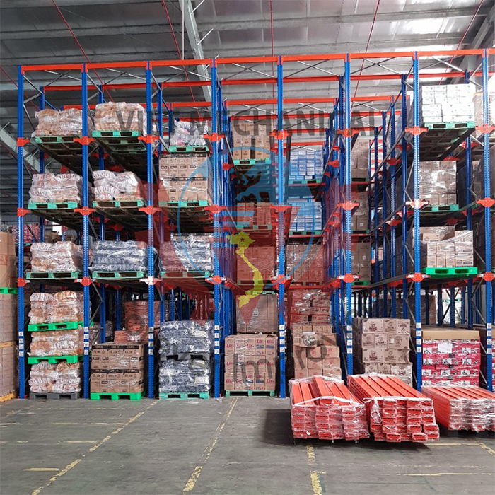 Industrial Drive In Rack Providing Cost Effective Storage Solution for Cold Chain Logistics and High Volume Distribution Centers