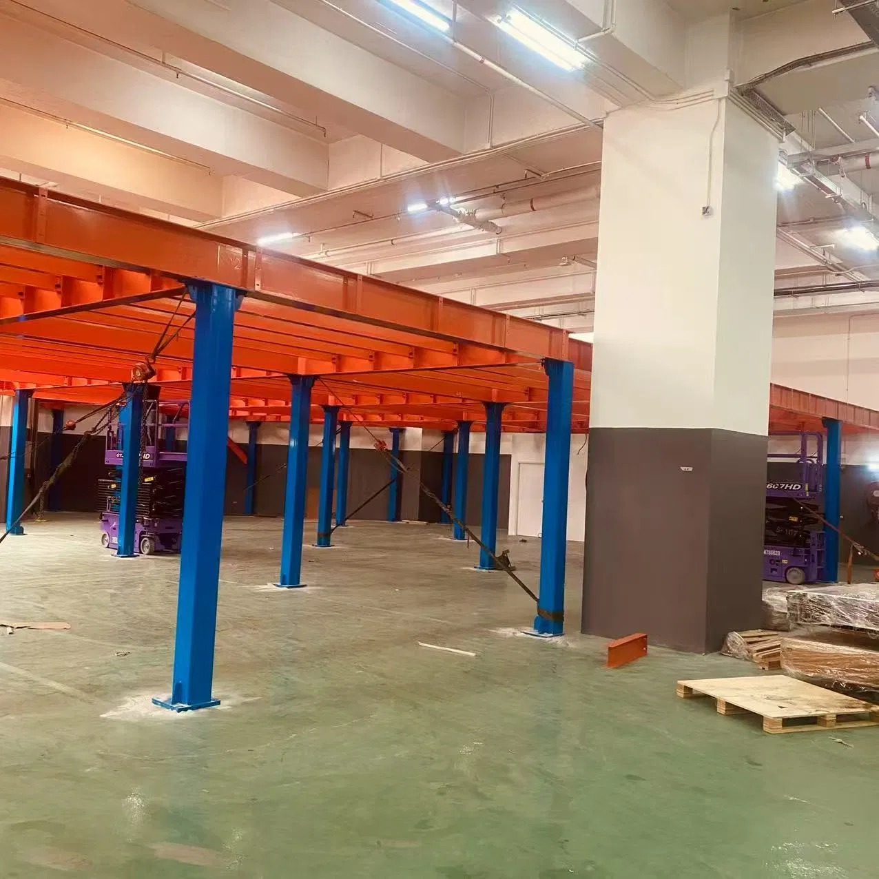 Steel Heavy Duty Storage Metal Shelving Kitchen/Glass Pallet Tyre Mezzanine Rack with Warehouse Equipment/ Workbench