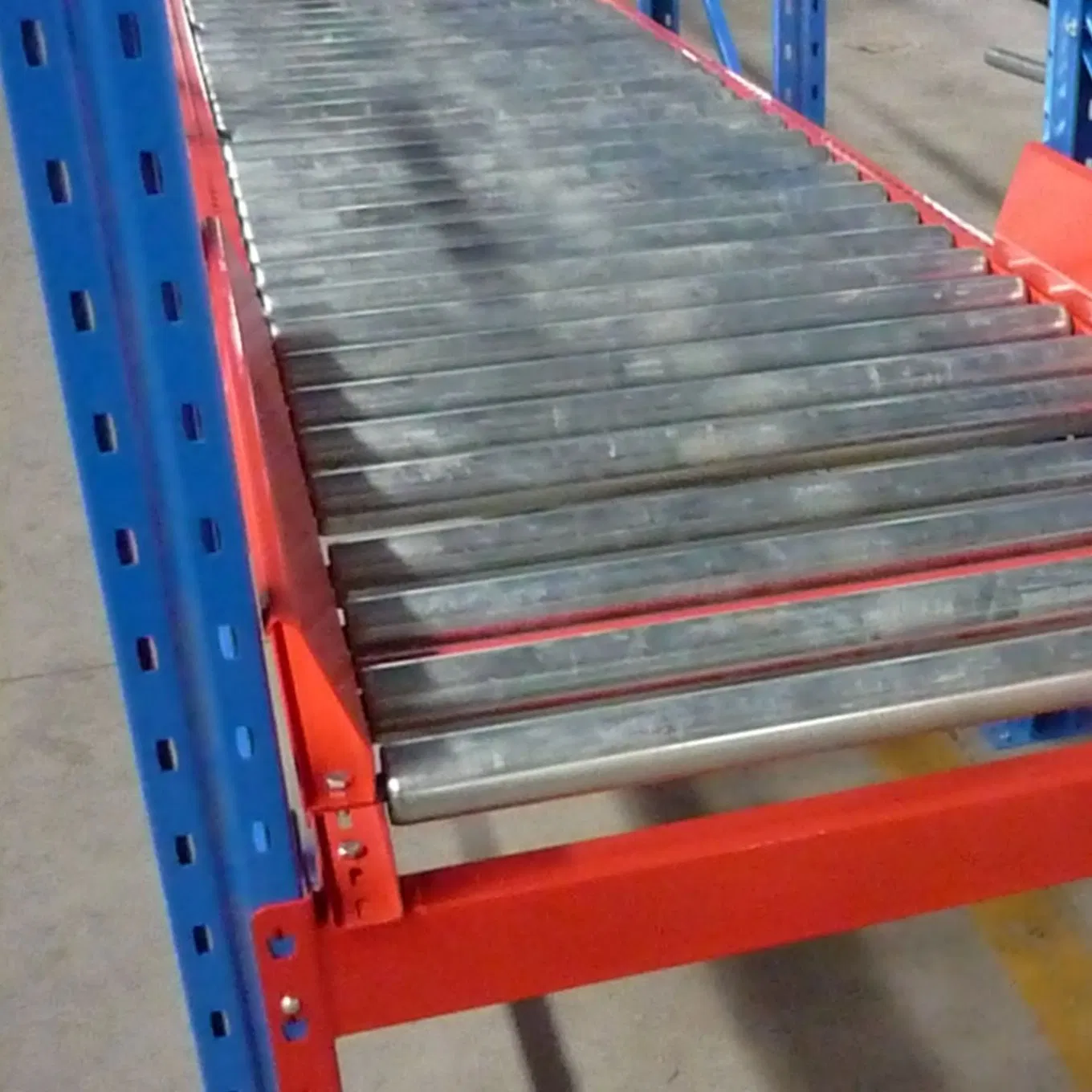 Custom Nova Heavy Duty Adjustable Gravity Flow Warehouse Pallet Rack