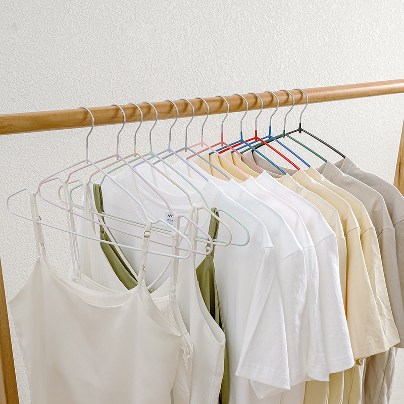 Wholesale Metal Coat Clothes Hanger With Non Slip Shoulder Wire Hangers With Pvc Coated Dress Hanger