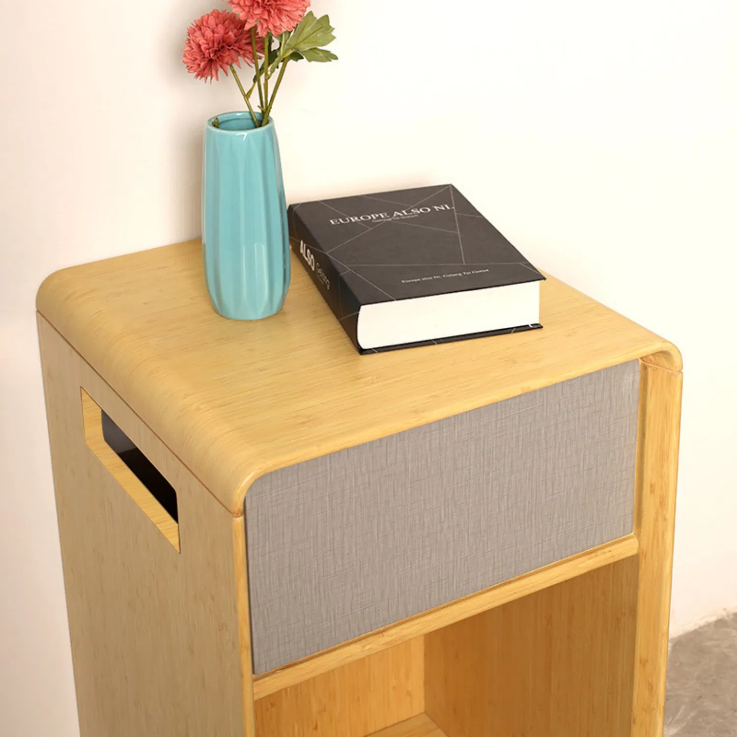 Bilido Casa Wholesale Price Modern Leisure Hotel Bedroom Wooden Foshan Interior Furniture Elegant Nightstand with Curved Edges Cabinet Locker Bedside Table