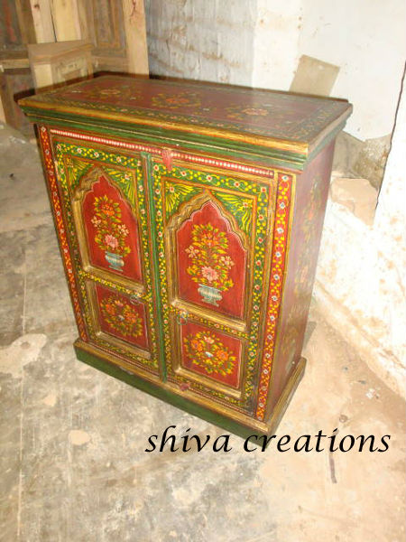 Antique Wooden Sideboard Cabinet Solid Wood Hand Painted Modern Design for Home Storage for Hotel or Apartment Living Room