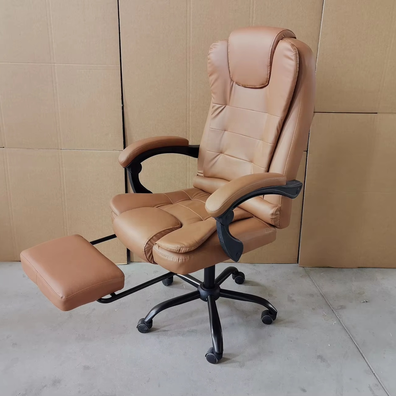 Luxury Brown Leather Guangdong Computer Chair For Home Boss Chair Office Leather