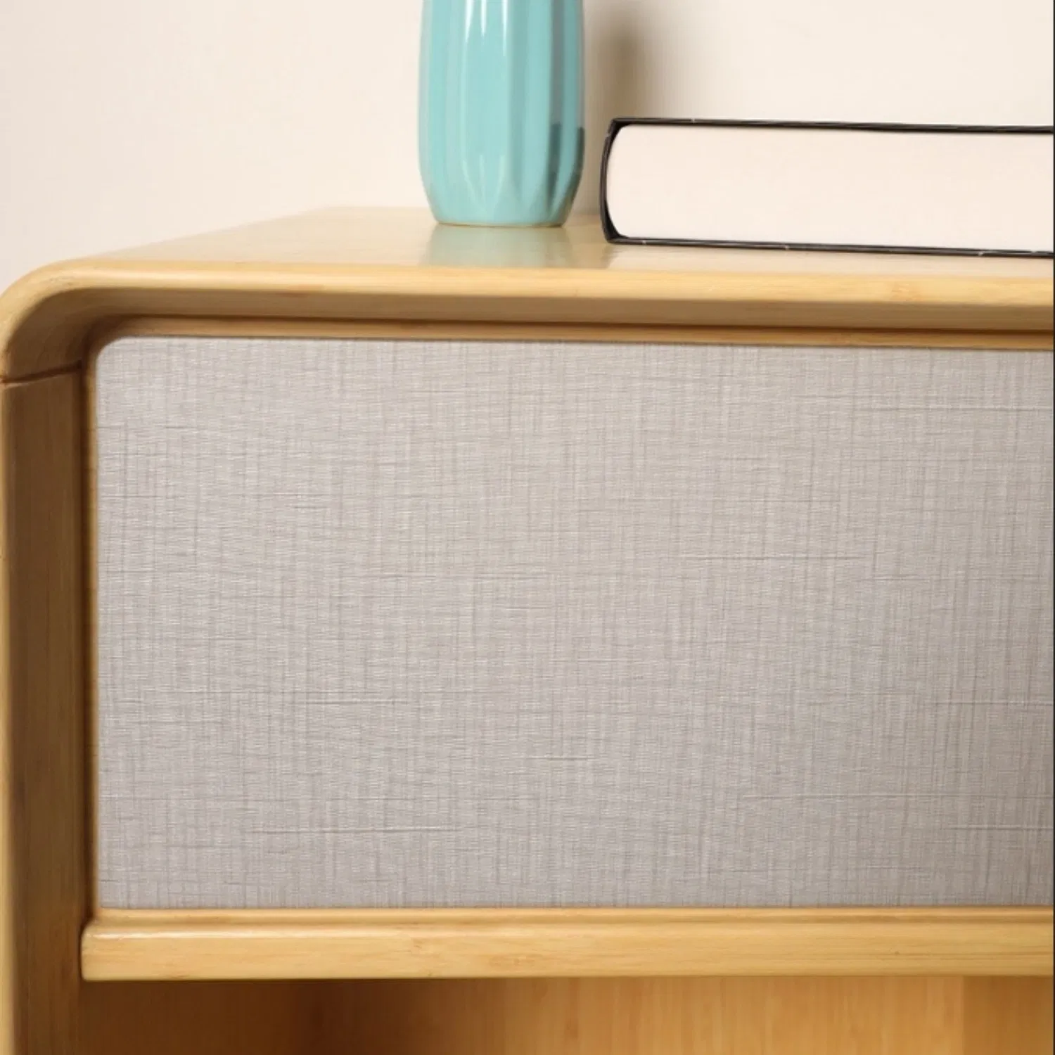 Bilido Casa Wholesale Price Modern Leisure Hotel Bedroom Wooden Foshan Interior Furniture Elegant Nightstand with Curved Edges Cabinet Locker Bedside Table