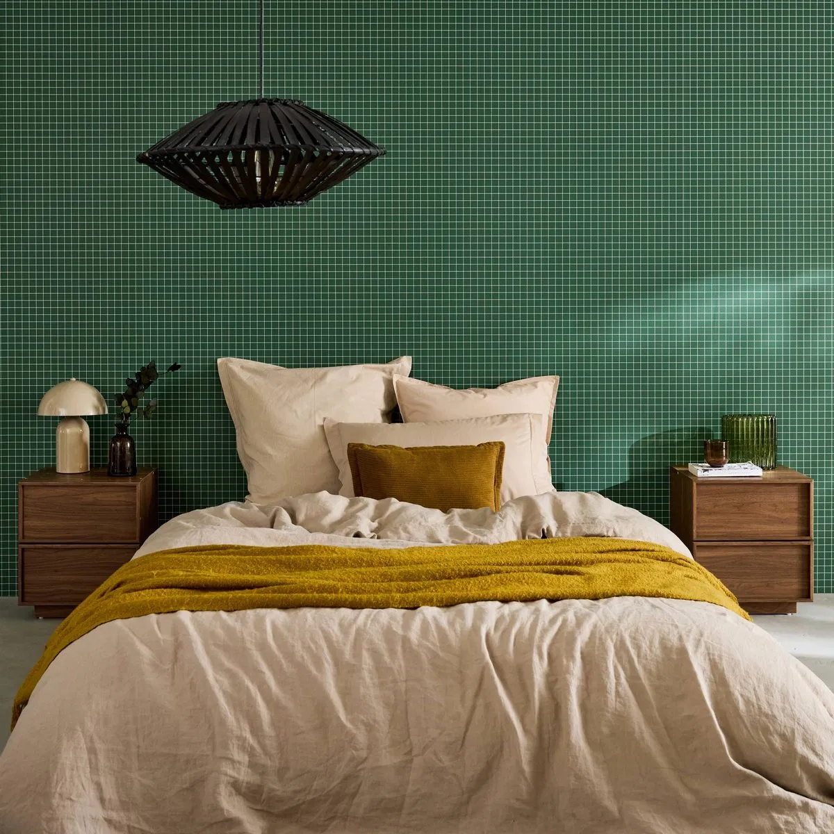 MID-Century Modern Solid Wood Bedside Table with Rounded Edges and Hidden Handle Design for Vintage-Inspired Spaces
