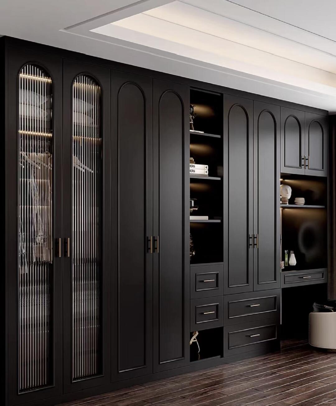 Modern Light Luxury Solid Wood Freestanding Wardrobe UV Lacquer Acrylic Melamine Apartment Hotel Bedroom Armoire Large Capacity