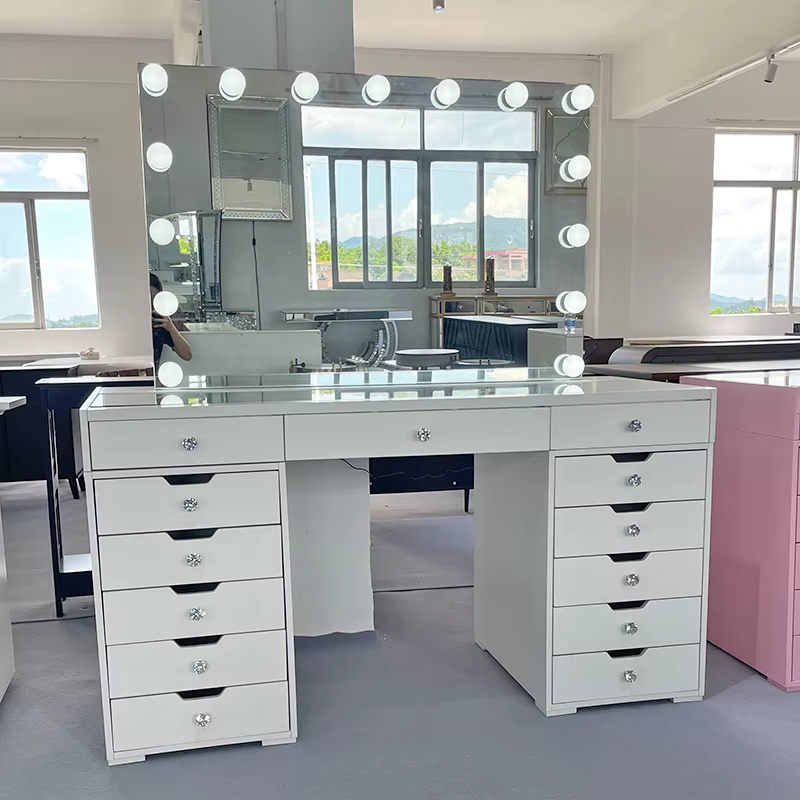 Italian Modern Simple Dressing Table with Tempered Glass Light Luxury Makeup Vanities for Wedding Bedroom