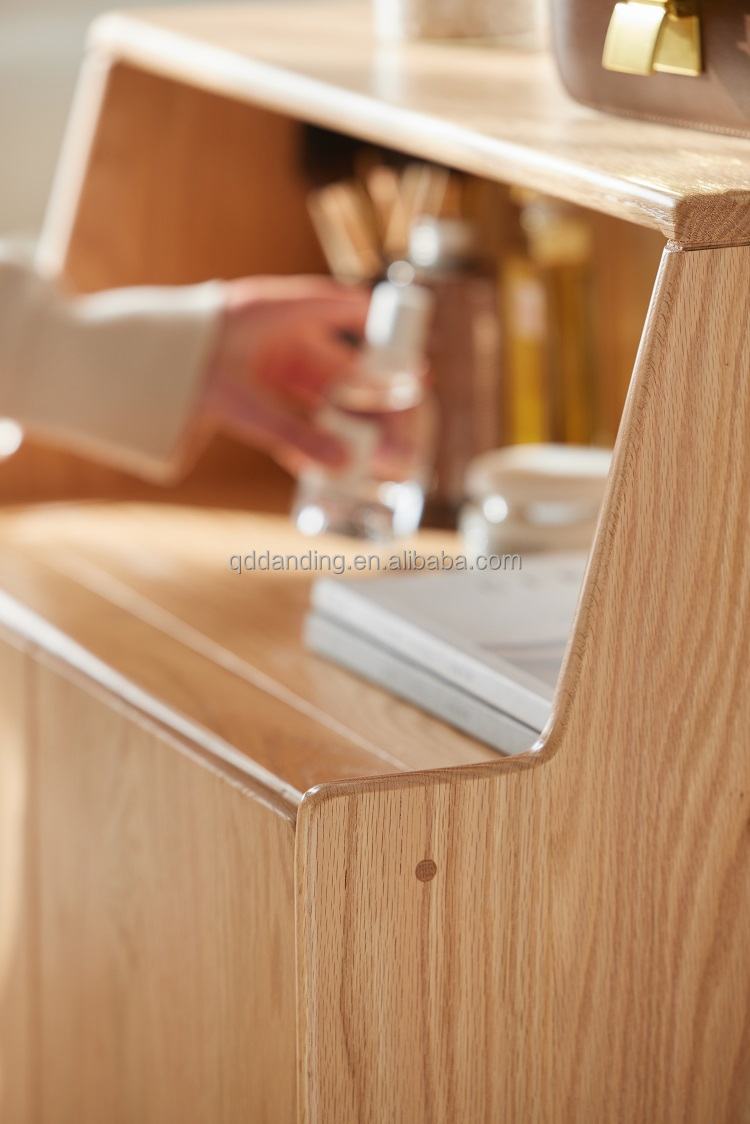 Shoe Cabinet Detail View 10