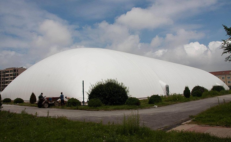 Customizable Inflatable Membrane Building For All Weather Football Pitch Soccer Field Tennis Court And Basketball Gym
