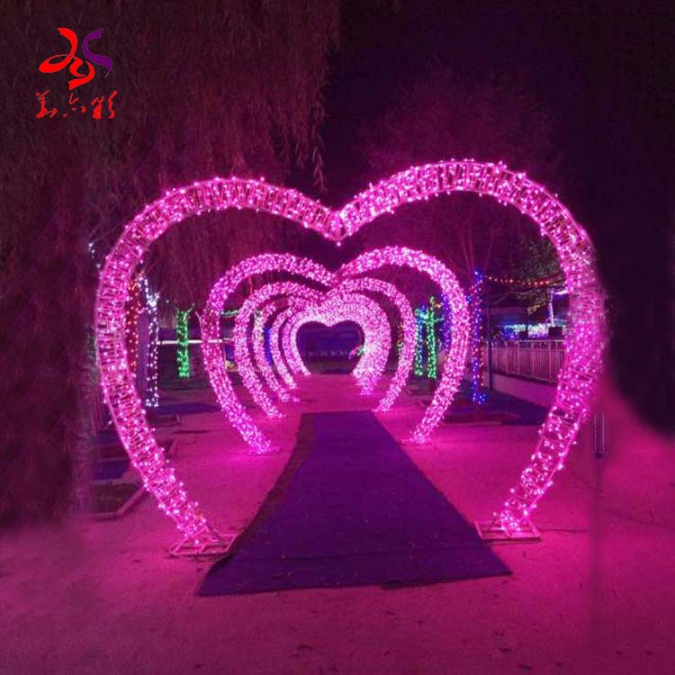 Outdoor Heart Shape Across Street LED Arch Tunnel Lighting