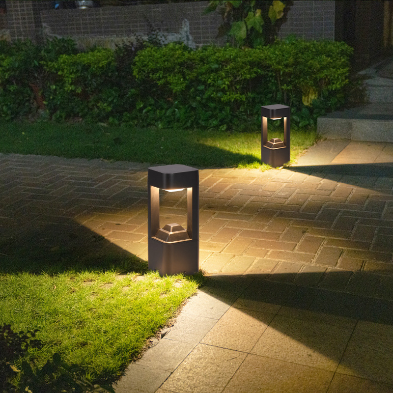 60W Solar LED Bollard Light IP67 Pathway/Garden Lighting OEM Supplier
