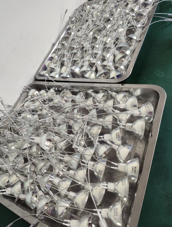 Airfield Lighting 105w 6.6a Efficient and Cost-Effective Lighting Solutions Airfield Bulb for Airport Runways Light