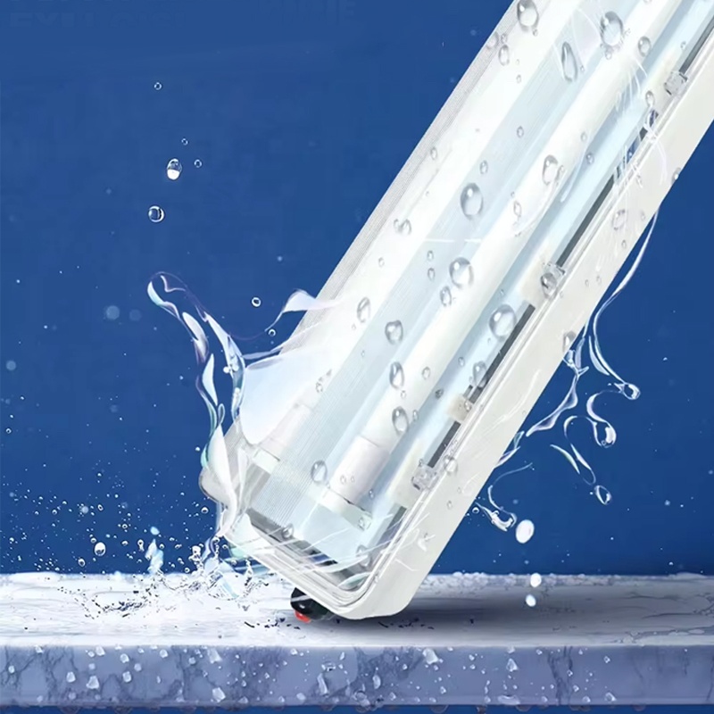 Full-Plastic Explosion-Proof Fluorescent Light Fixture IP66 &amp; IP65 LED Base With Aluminum Lamp Body ATEX Certified