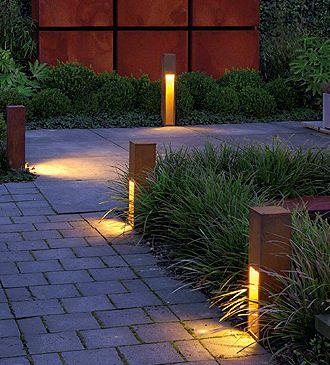 Corten Steel Outdoor LED Light Bollard with LED Lighting