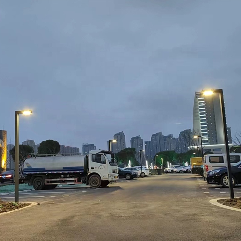 Hot Selling Modern Landscape Lighting IP66 Aluminum LED Outdoor Light Waterproof Parking Light AC Garden Elements Hot Selling