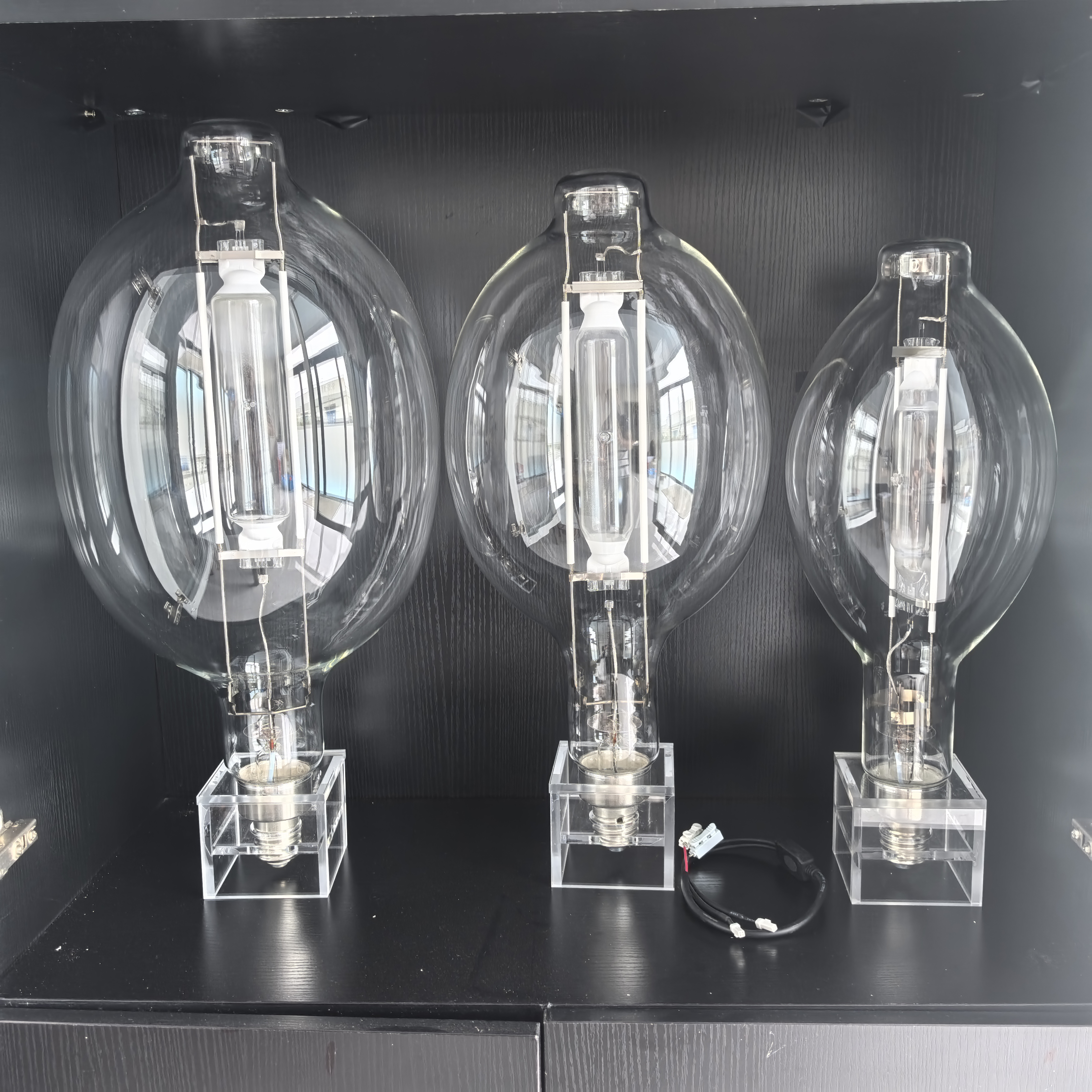 BT290 Squid Light and Metal Halide Fishing Light on Water Vessel Facilities Professional HID Lamps