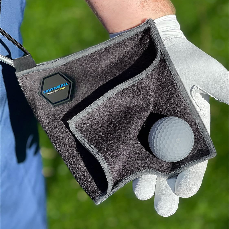 Outdoor Sports Microfiber Golf Accessories Towel Golf Magnetic Clip for Custom Towel Magnet and Golf Brush