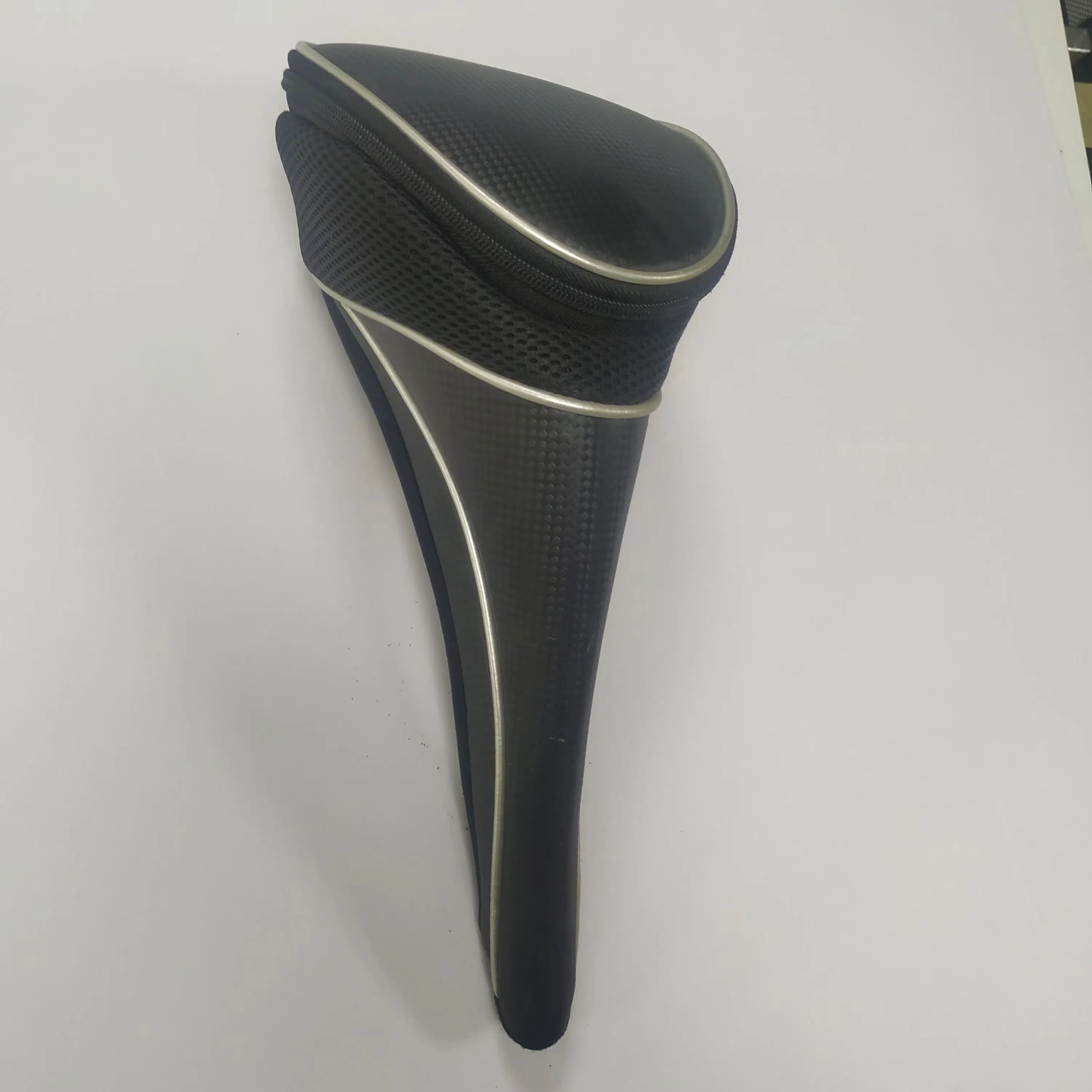 Premium Customizable Wooden Golf Club Head Covers for Stylish Protection