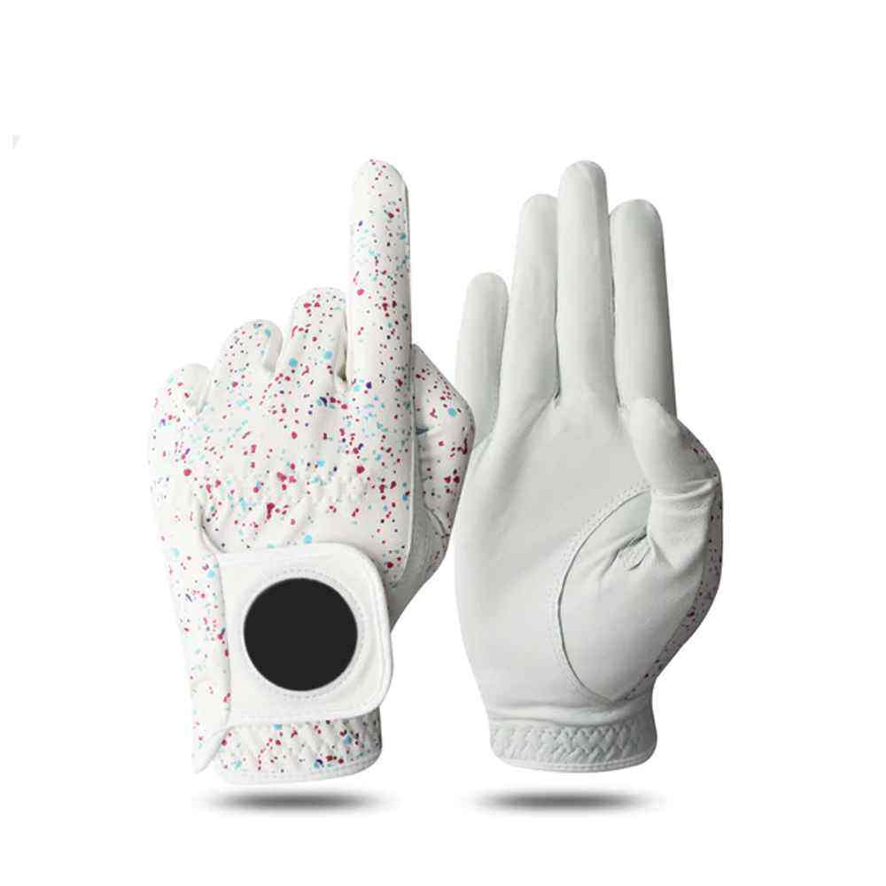 Golf Gloves Display 1