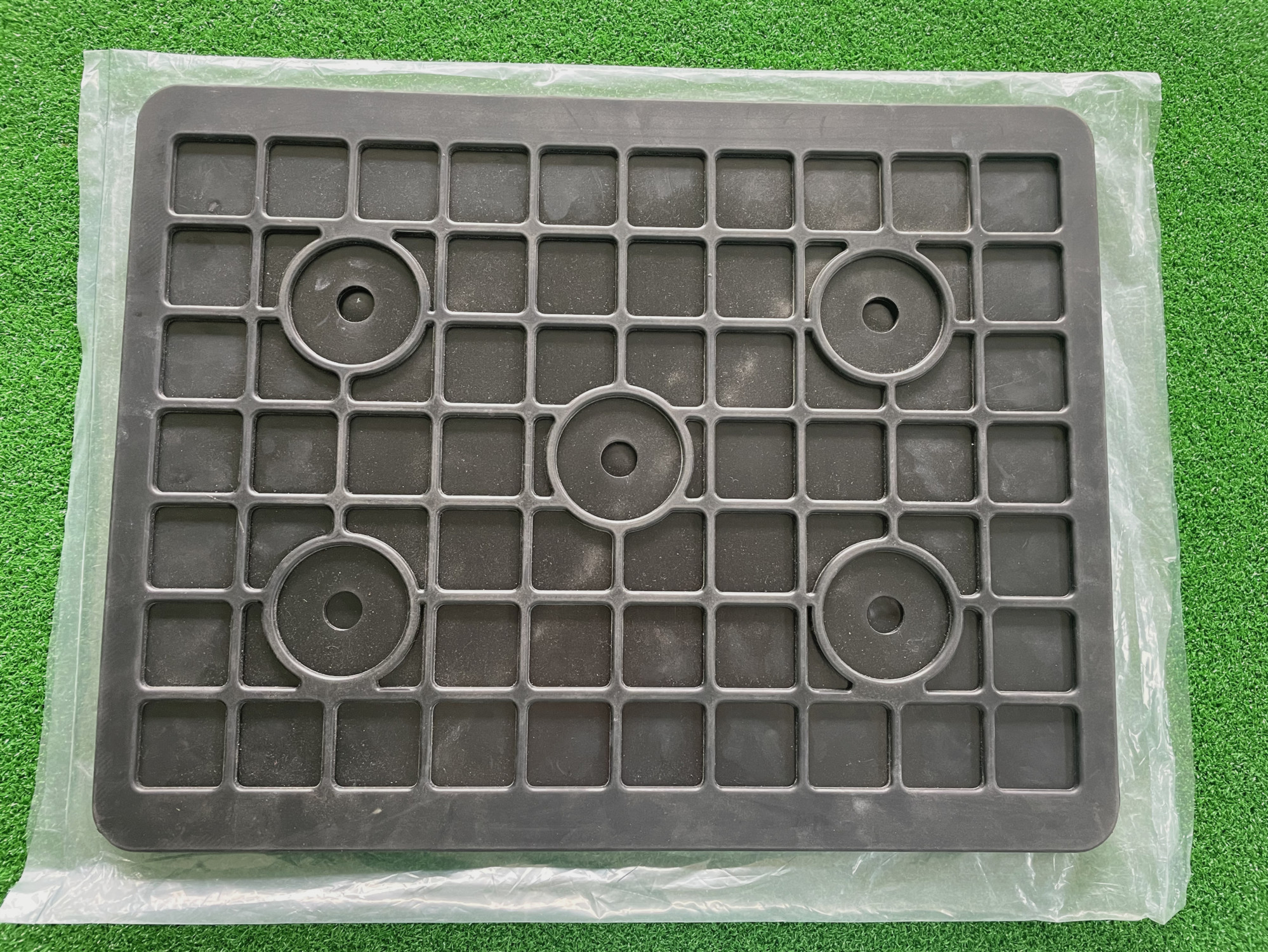 Premium Impact Golf Hitting Mat with Path Feedback &amp; Advanced Guides Rubber Backing for Golf Practice