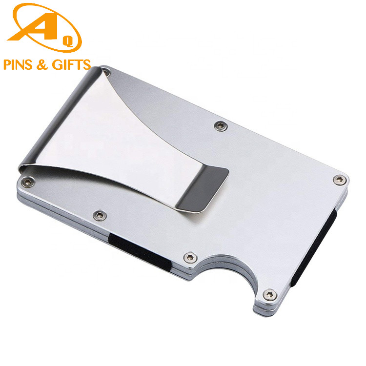 China Wholesale Set Wedges Putter Left Handed Clubs Driving Range Balls Netting Custom Blank Magnet Golf Accessory