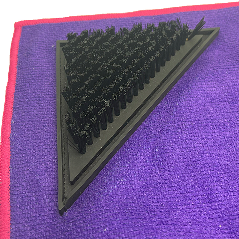 Customizable Golf Towel Cleaning Brush 2402905 Triangle PVC Base with Nylon Filament Industrial Grade OEM Support