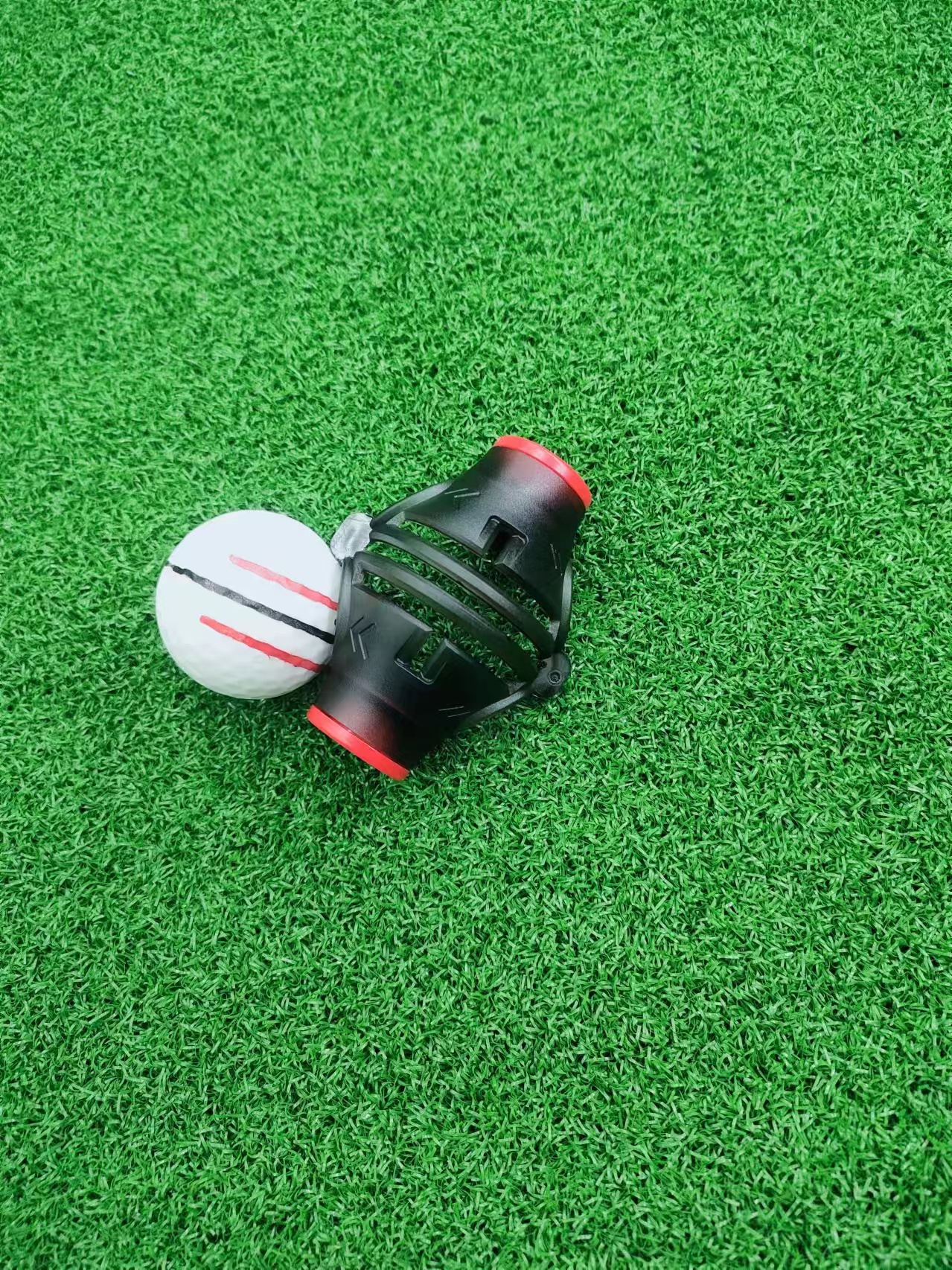 Golf Ball Line Marker Detail 5