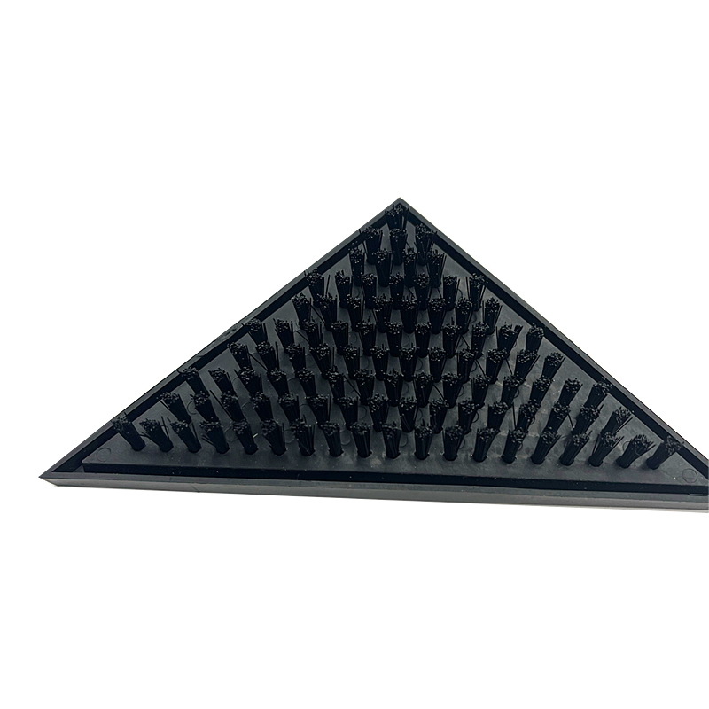 Customizable Golf Towel Cleaning Brush 2402905 Triangle PVC Base with Nylon Filament Industrial Grade OEM Support
