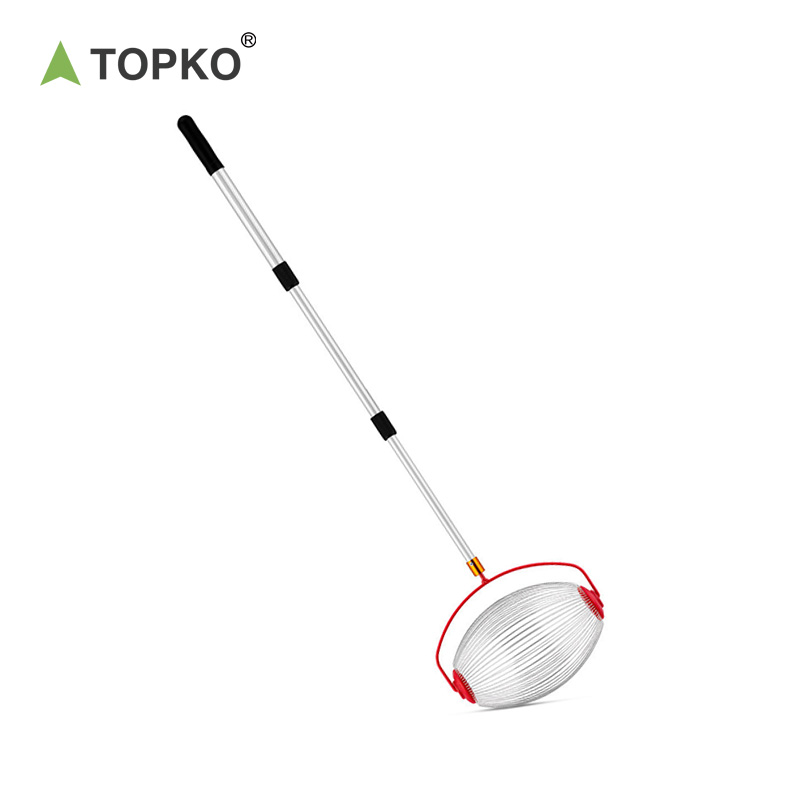 Golf ball retriever dynamic view